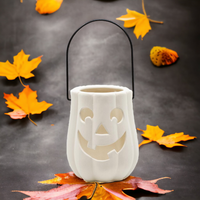 Jack-O-Lantern With Handle