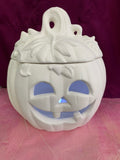 Medium Halloween Pumpkin w/ Leaves lid