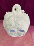 Medium Halloween Pumpkin w/ Leaves lid