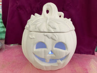 Medium Halloween Pumpkin w/ Leaves lid