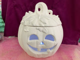 Medium Halloween Pumpkin w/ Leaves lid